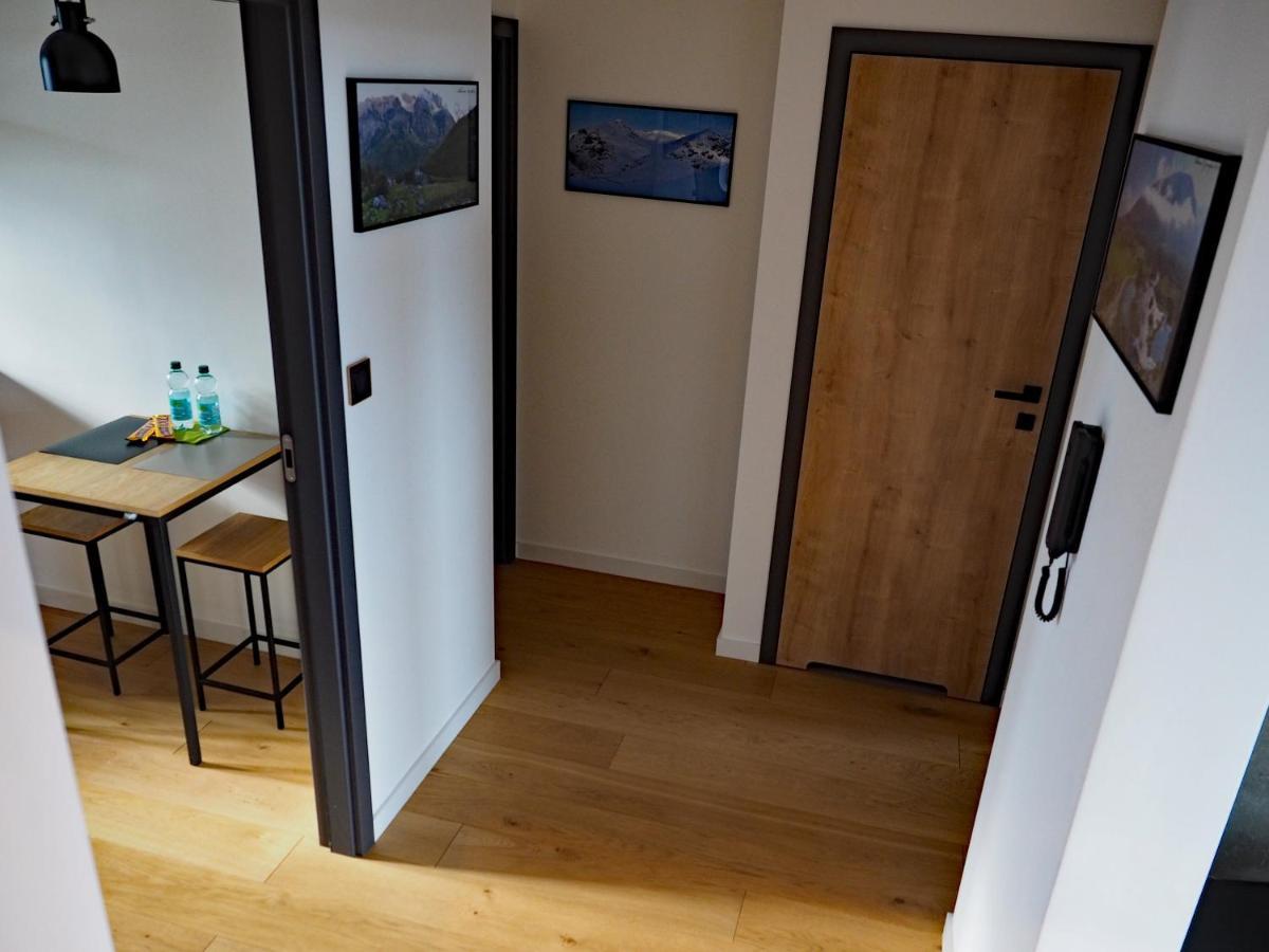 Debina Z Widokiem Apartment Poznan Bagian luar foto