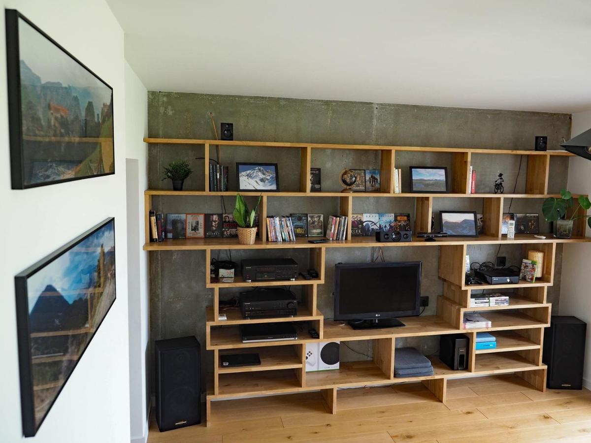 Debina Z Widokiem Apartment Poznan Bagian luar foto